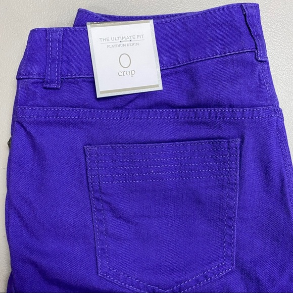 Chico's Platinum Denim Wide Cuff Crop Capri Purple - Picture 2 of 8